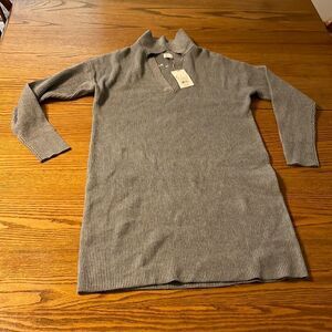 Gray collared V-neck sweater dress